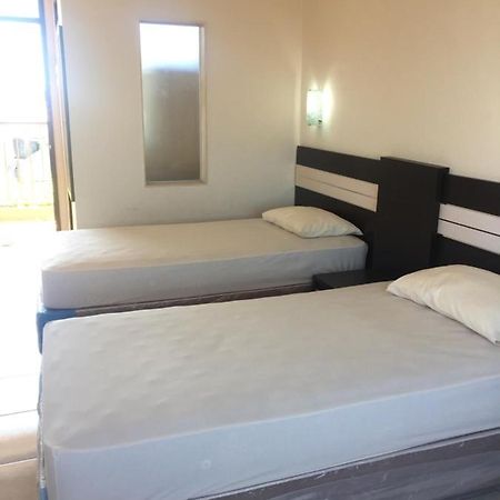 Pakerisan East Mansion Hotel Denpasar  Ngoại thất bức ảnh