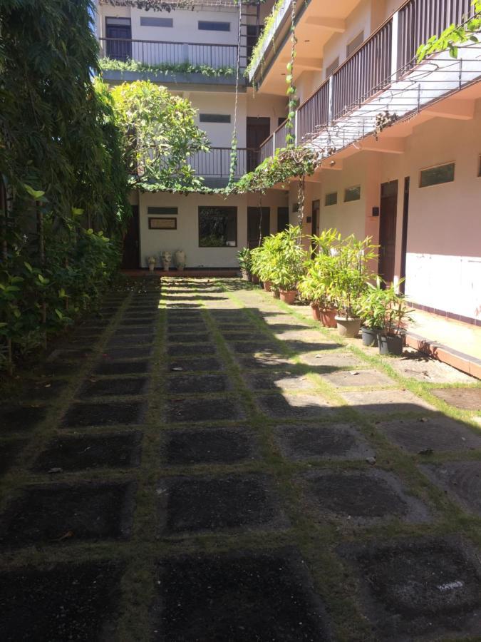 Pakerisan East Mansion Hotel Denpasar  Ngoại thất bức ảnh