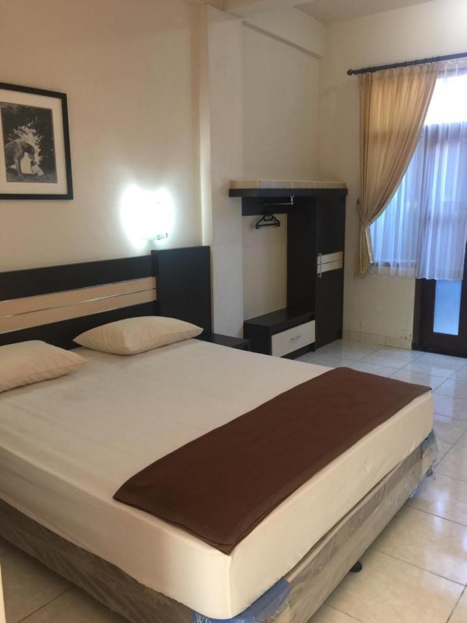 Pakerisan East Mansion Hotel Denpasar  Ngoại thất bức ảnh